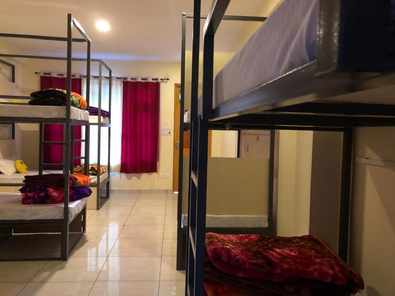 Hostel Cozy Beds Касоль Экстерьер фото